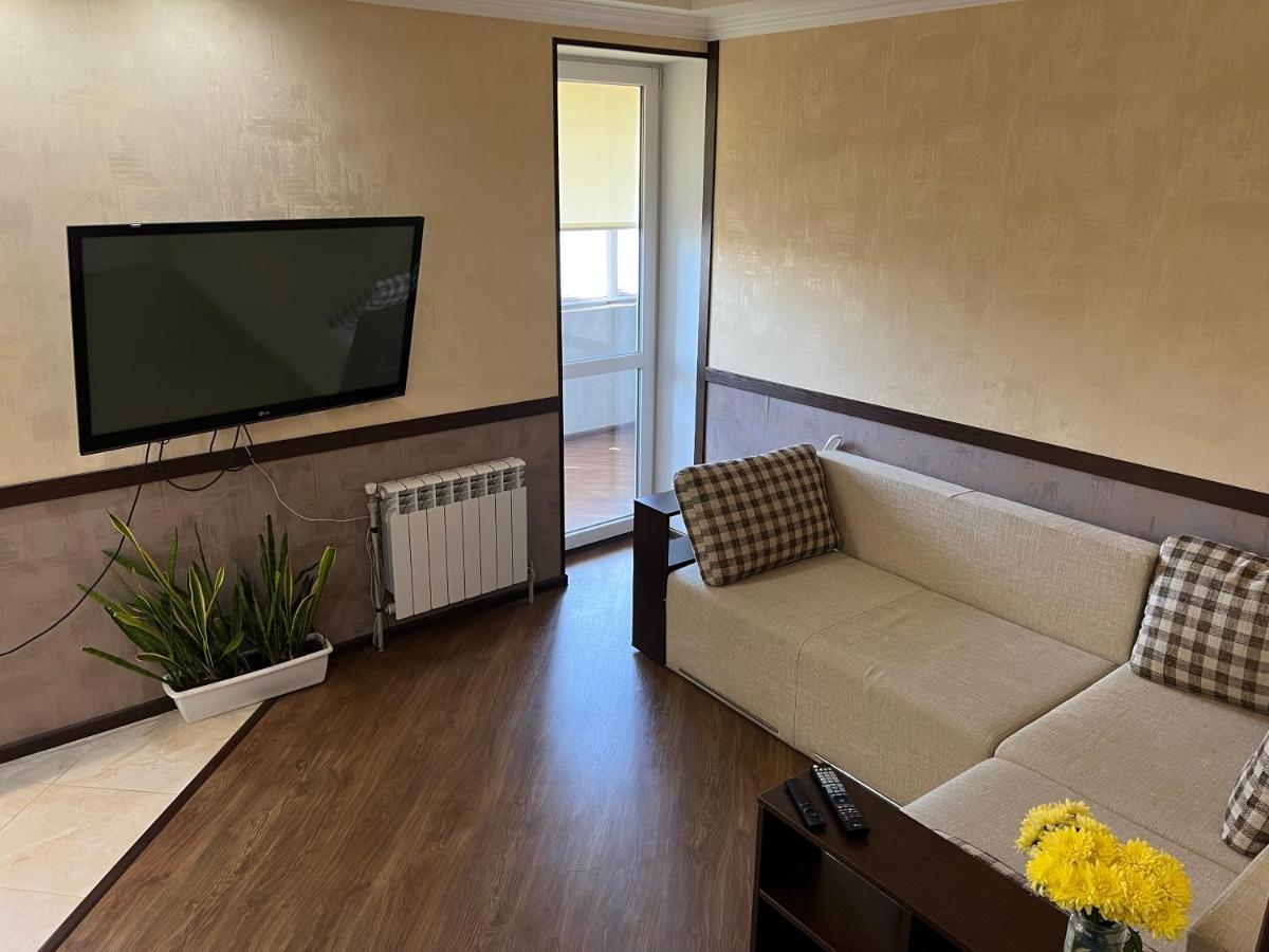 Vip Апартаменти Центр Rivne Extérieur photo