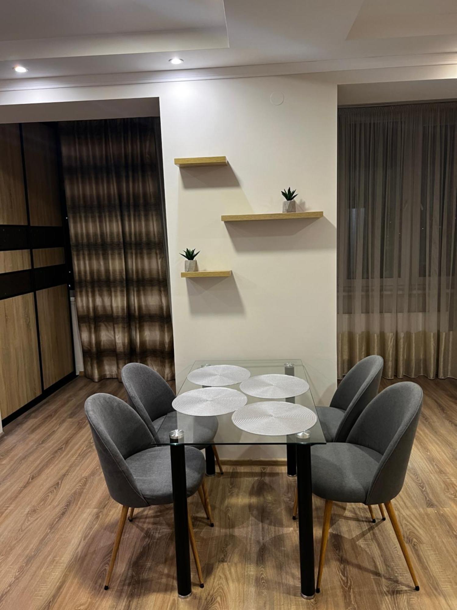 Vip Апартаменти Центр Rivne Extérieur photo